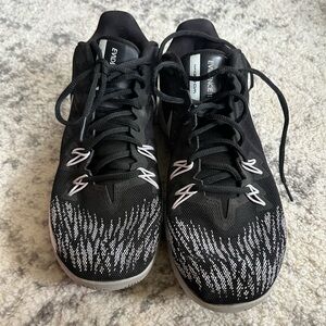 Nike evidence zoom tennis shoes